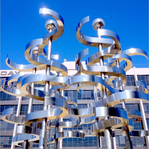 Kinetic Wind and Light Sculpture UNION