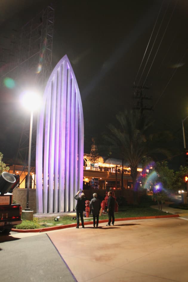 Big Surfboard