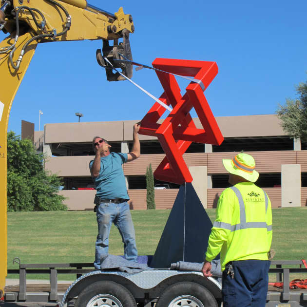 Top Knot public sculpture