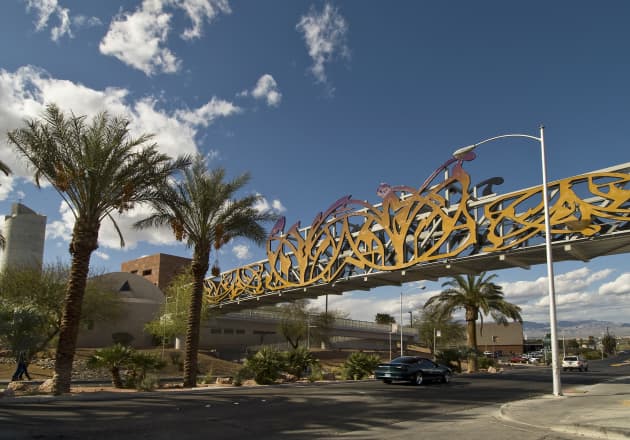 Vegas Arabesque