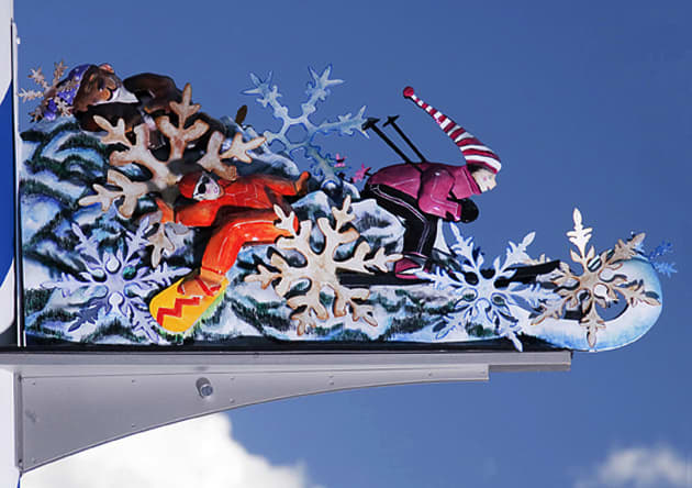 Flora & Fauna: Seasons of Vail Maypole
