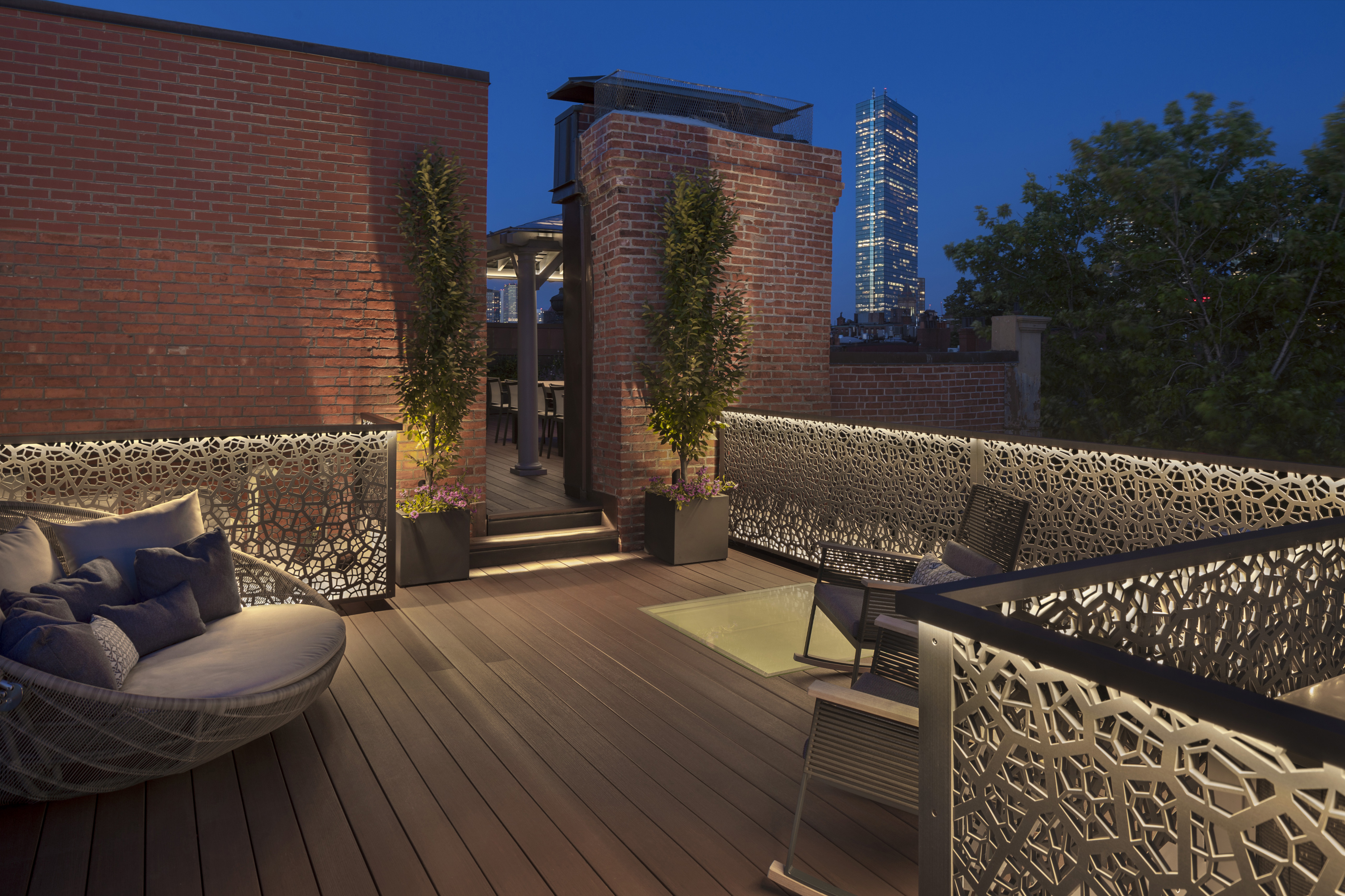 Rooftop Handrail