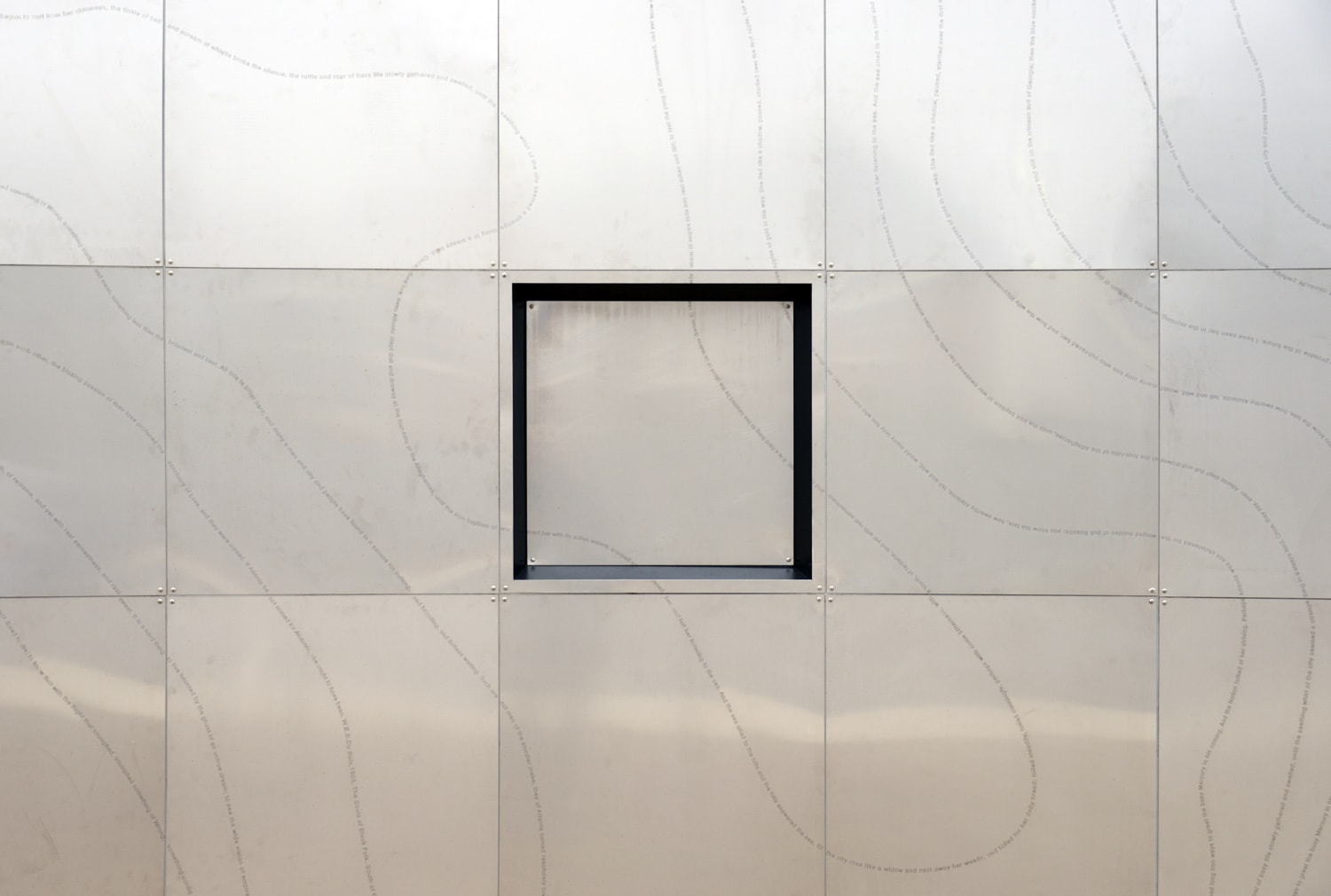 Portal (at Metropolitan Library)
