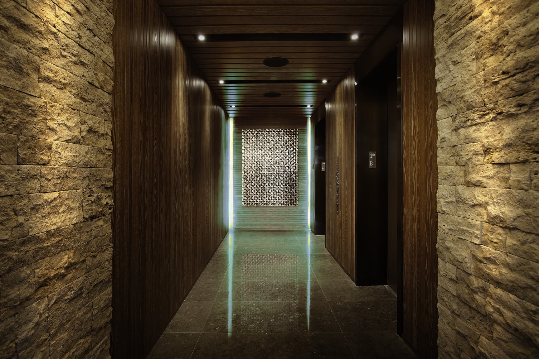East, Miami – Elevator Bays