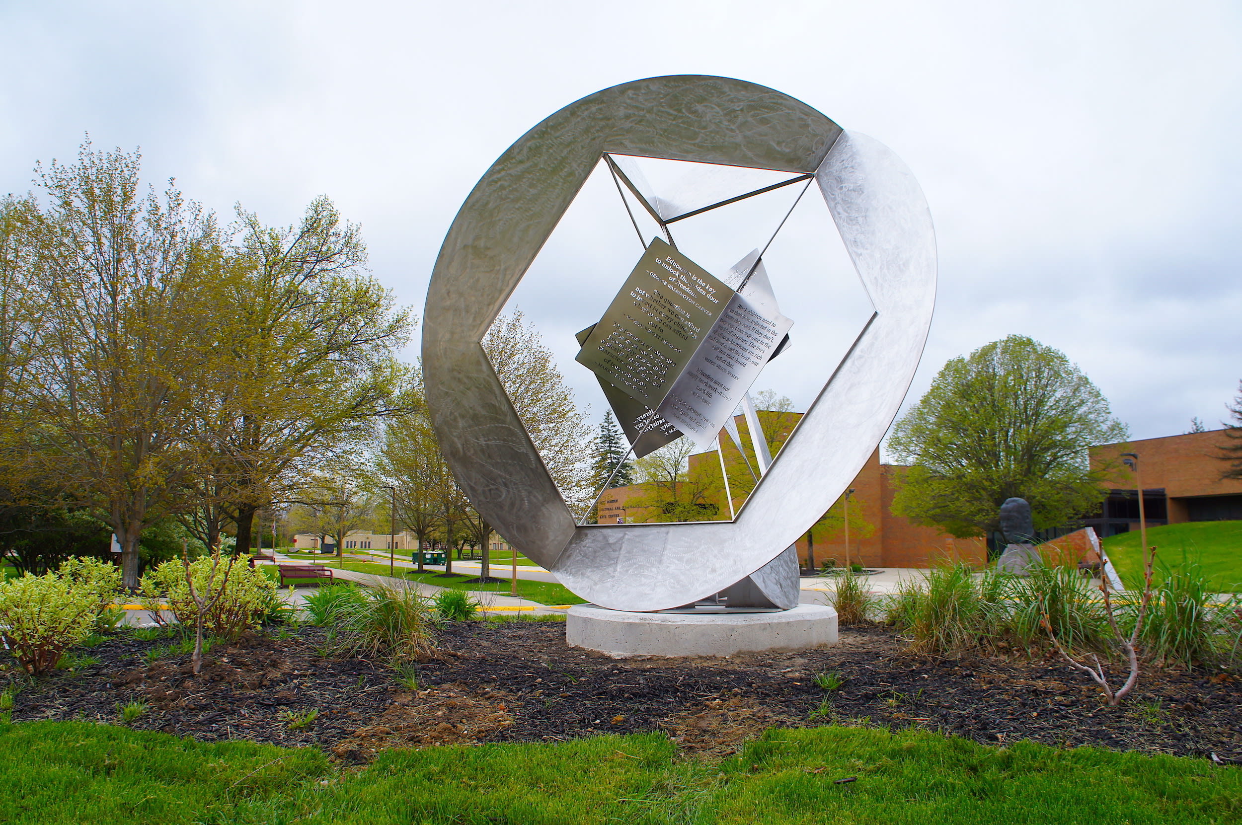EIDOLON : CENTER OF LEARNING