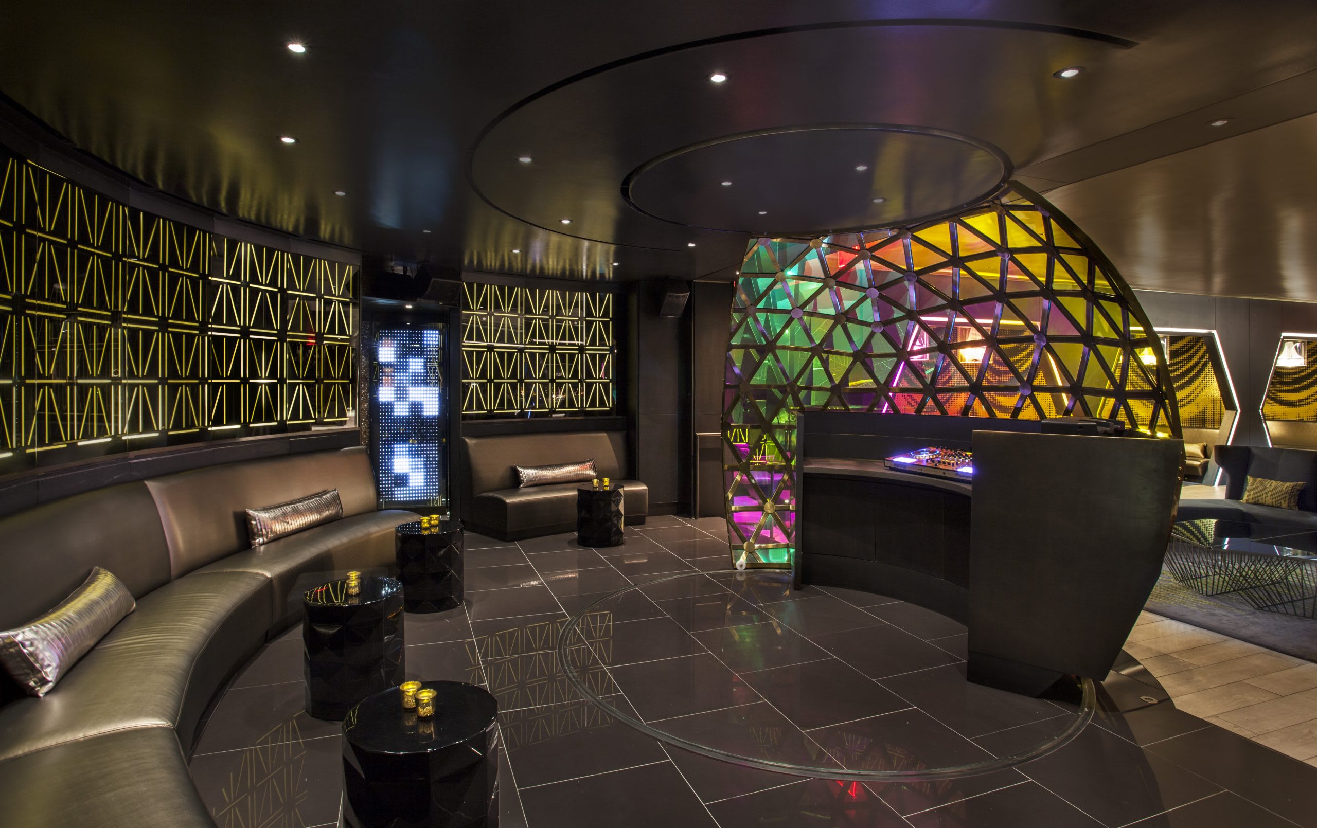 W New York LED Installation