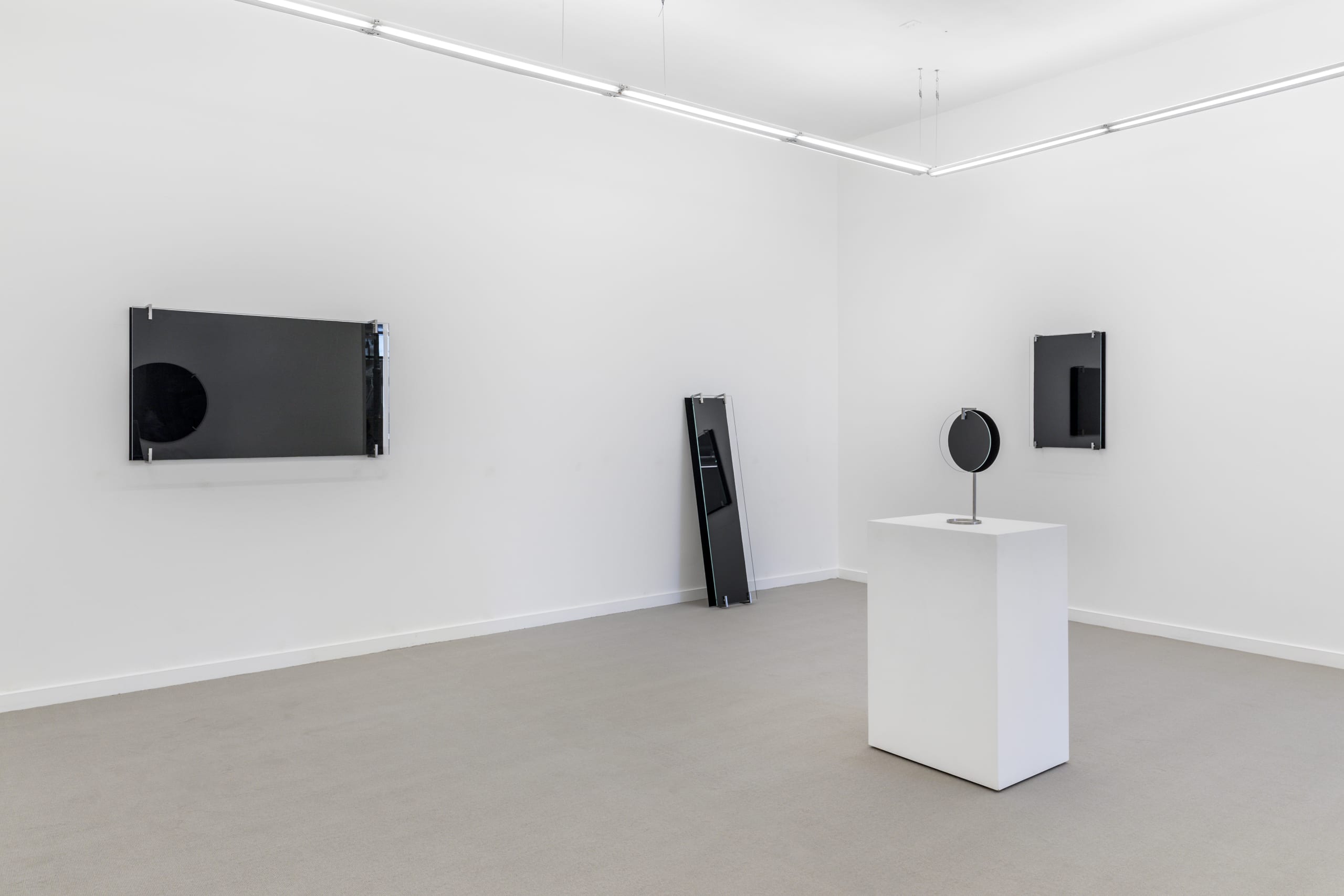 Abigail Chang – Reflections of a Room