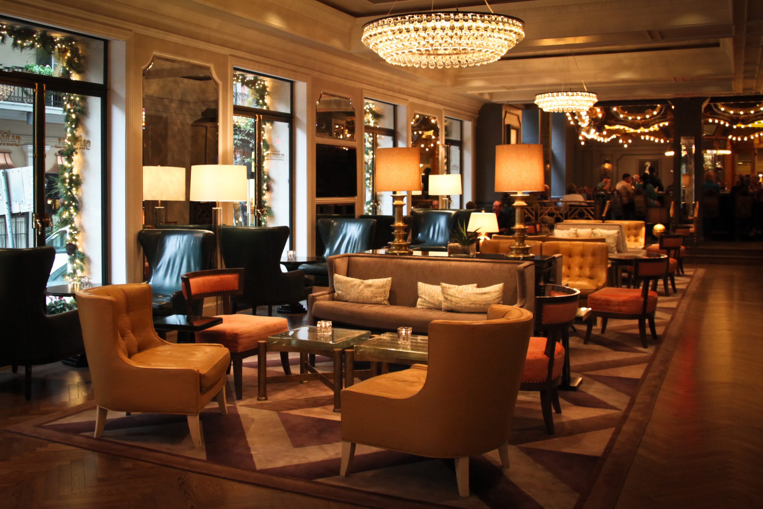 Carousel Bar & Lounge
