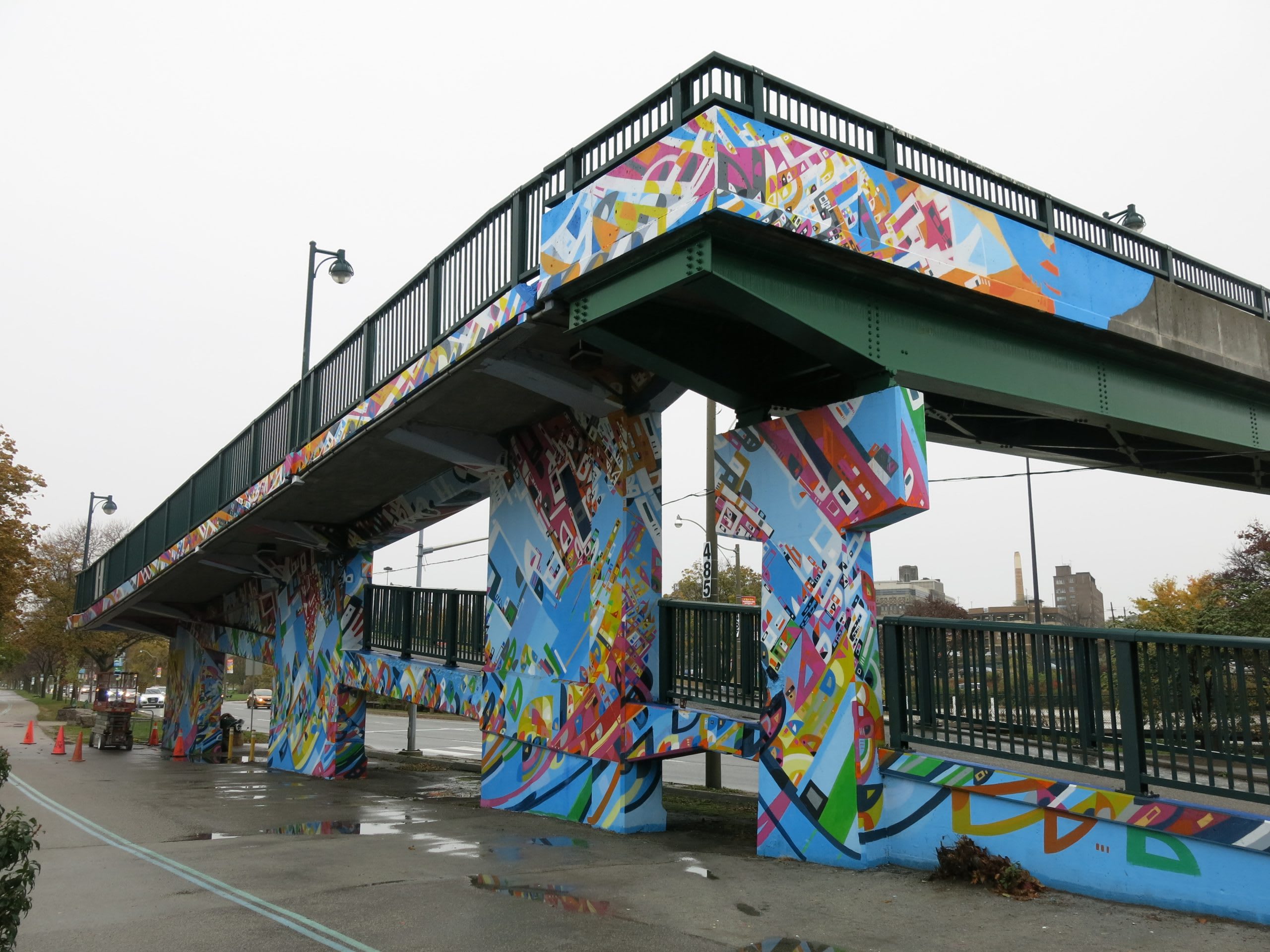 Toronto – Roncesvalles Pedestrian Bridge