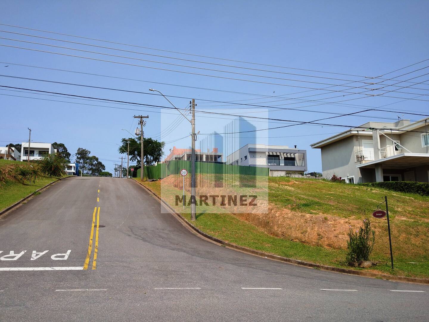 Terreno à venda Condomínio Villagio Paradiso Itatiba SP 660m2 - Referência 2699