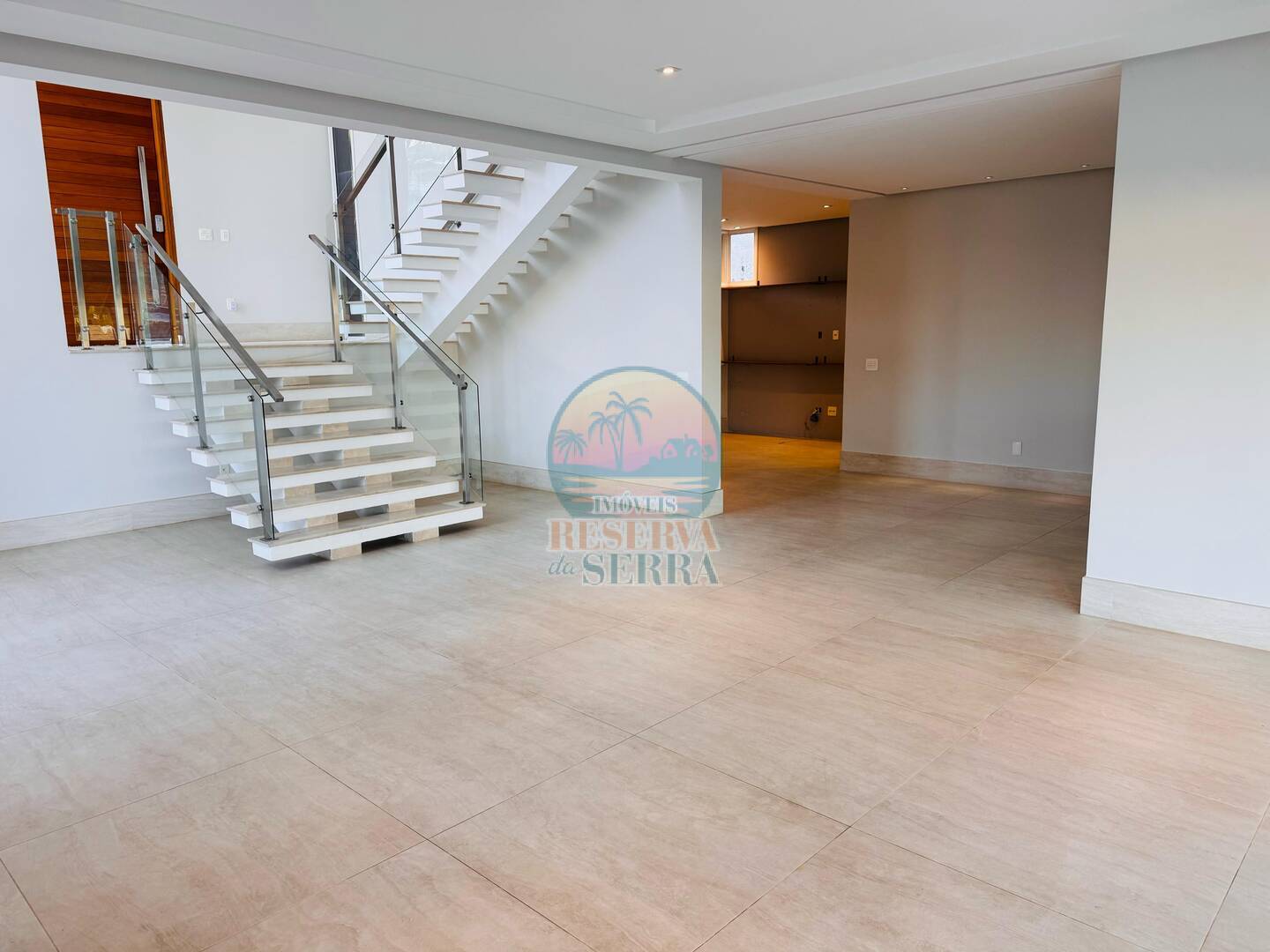 Casa em Condomínio para alugar 400m2 - Referência 427
