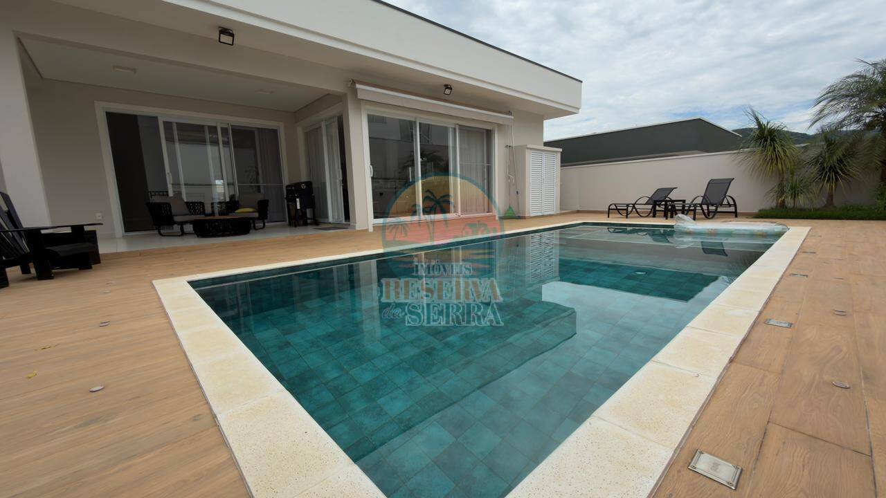 Casa em Condomínio Código 464