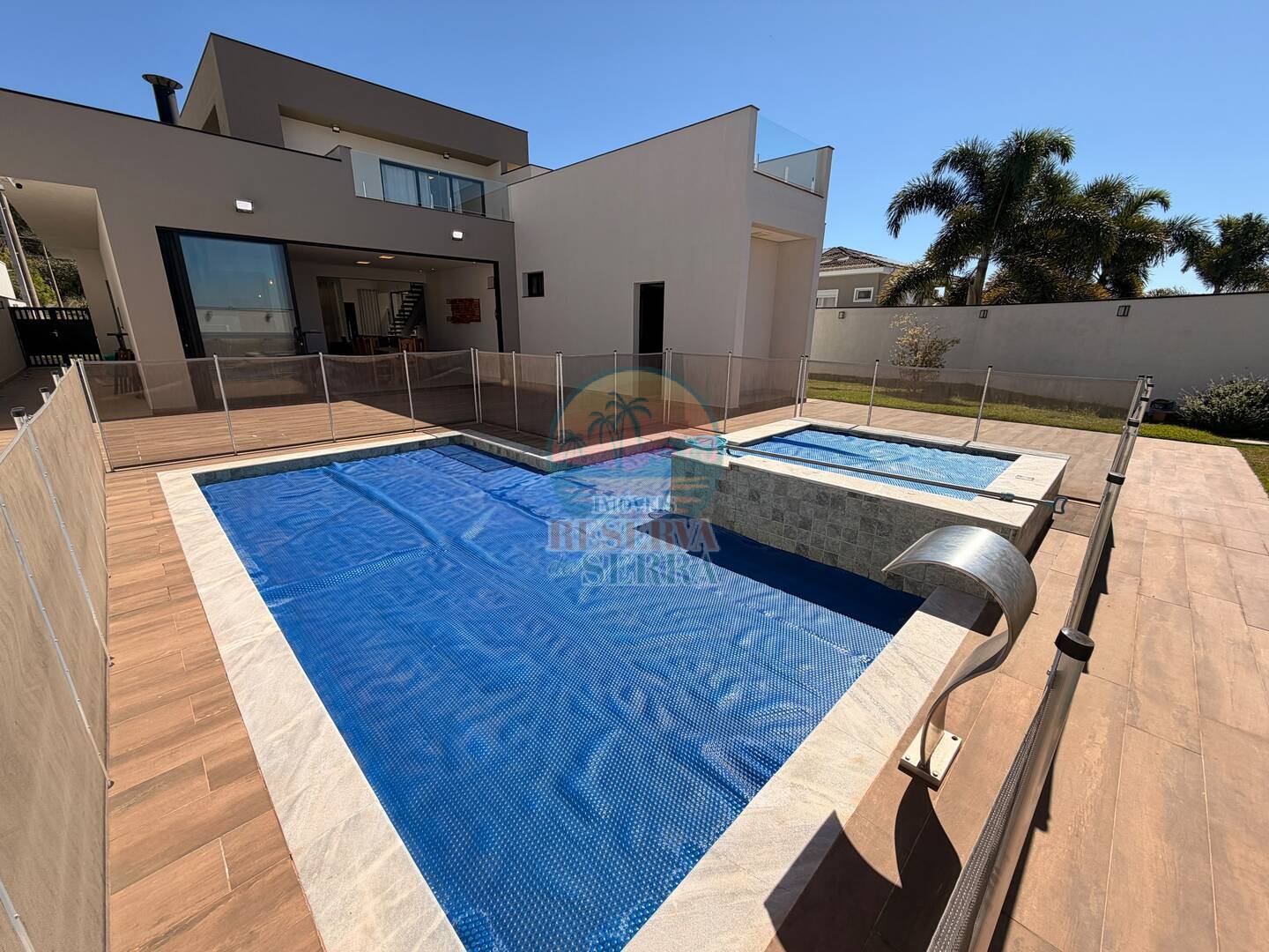 Casa em Condomínio para alugar 350m2 - Referência 486