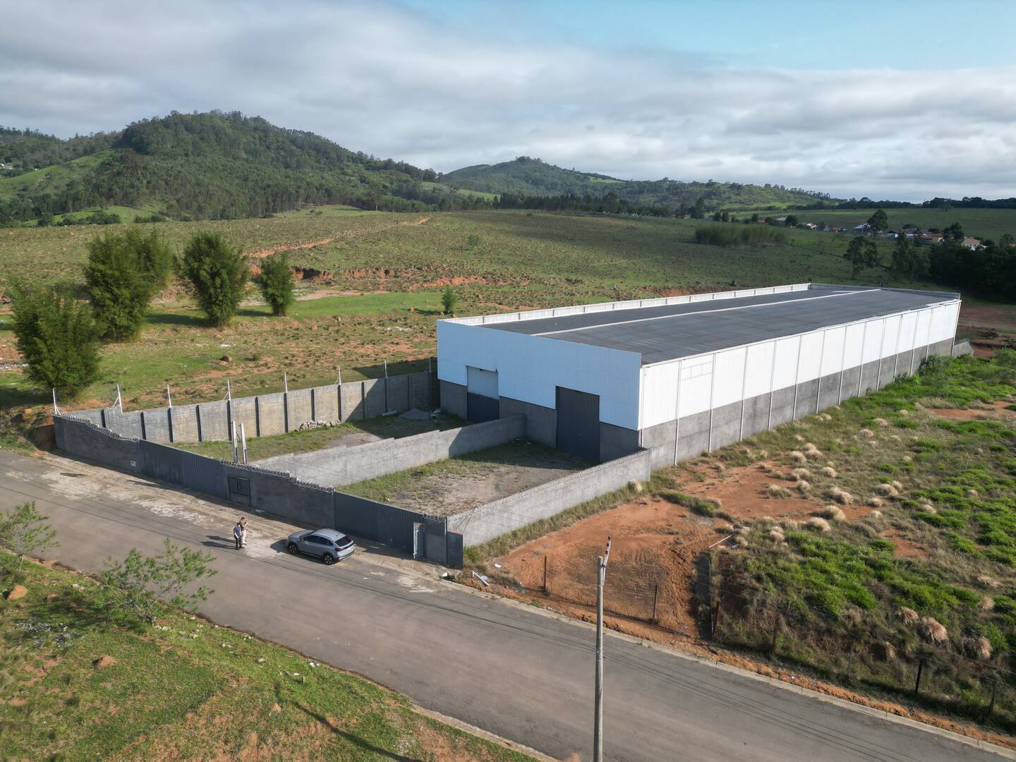 Galpão/Depósito/Armazém à venda ou para alugar Bragança Paulista SP 1.800m2 - Referência 866