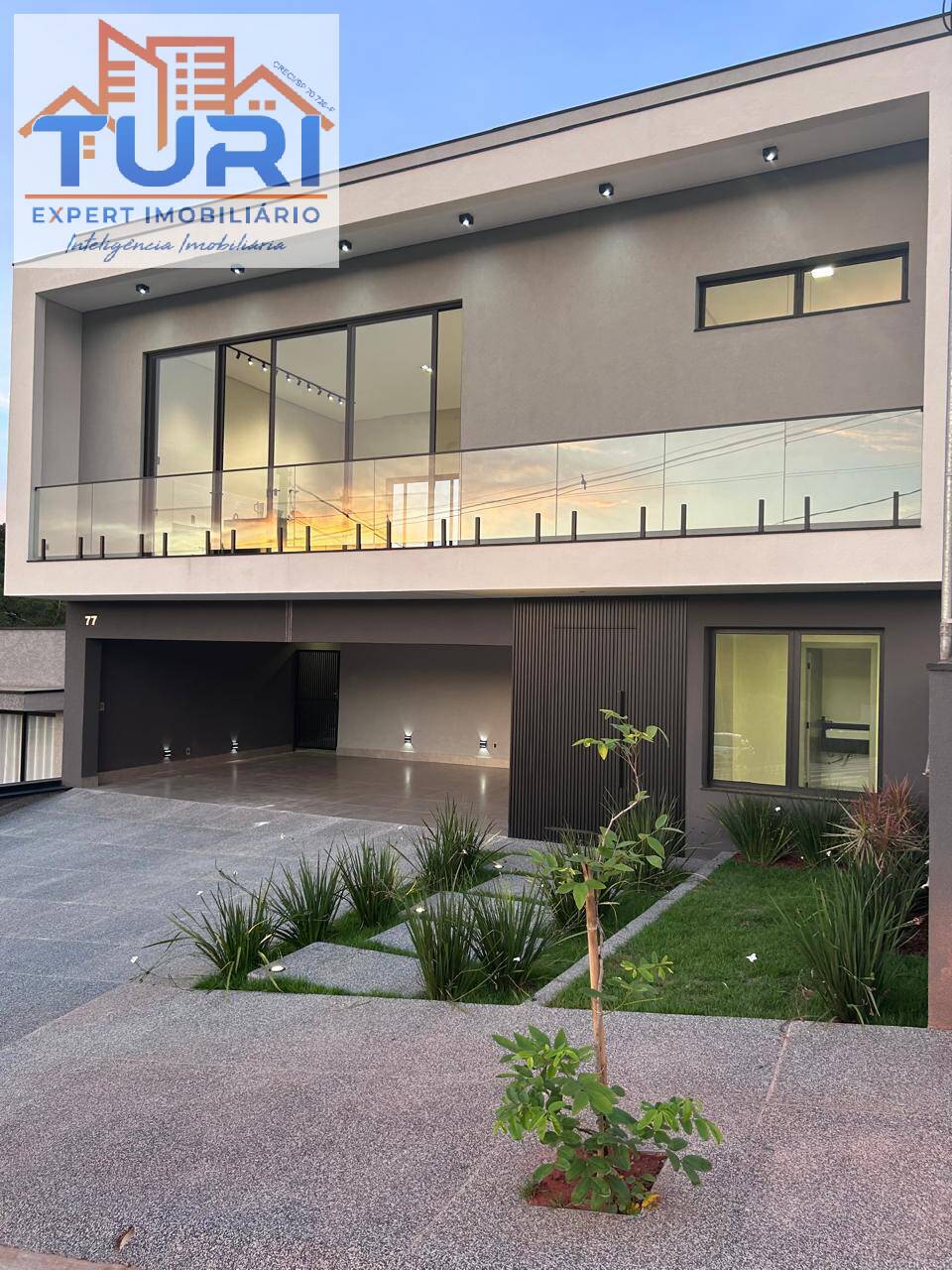 Casa à venda Condomínio Residencial Parque Imperador Bragança Paulista SP 216m2 - Referência 1272
