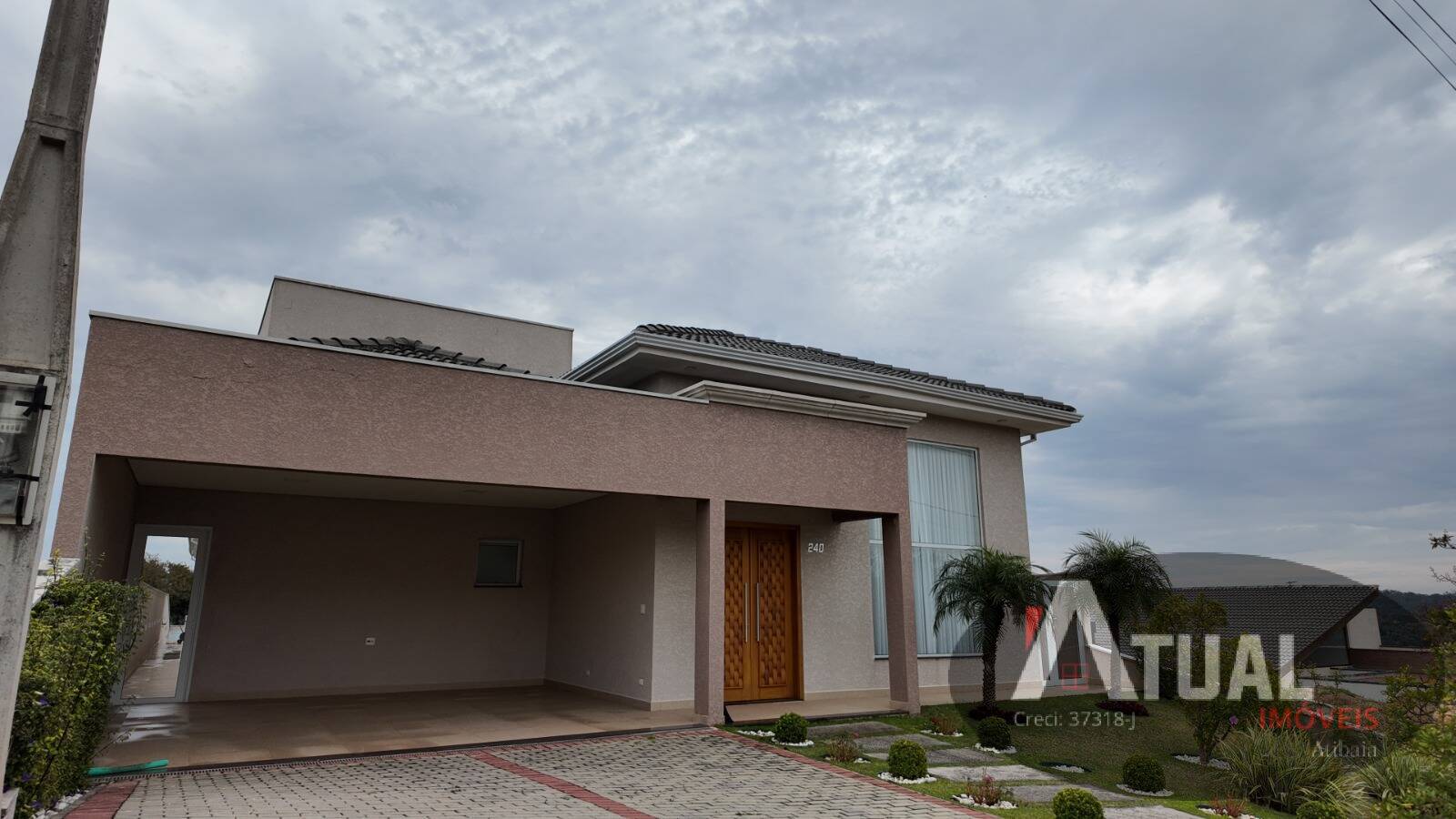 Casa à venda 750m2 - Referência CS1983