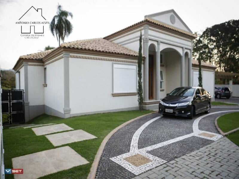 Casa em Condomínio à venda ou para alugar 347m2 - Referência 100