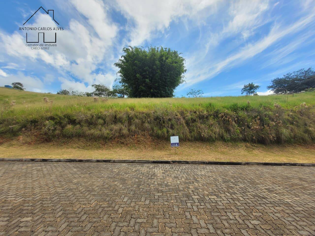 Terreno à venda 1.947m2 - Referência 163