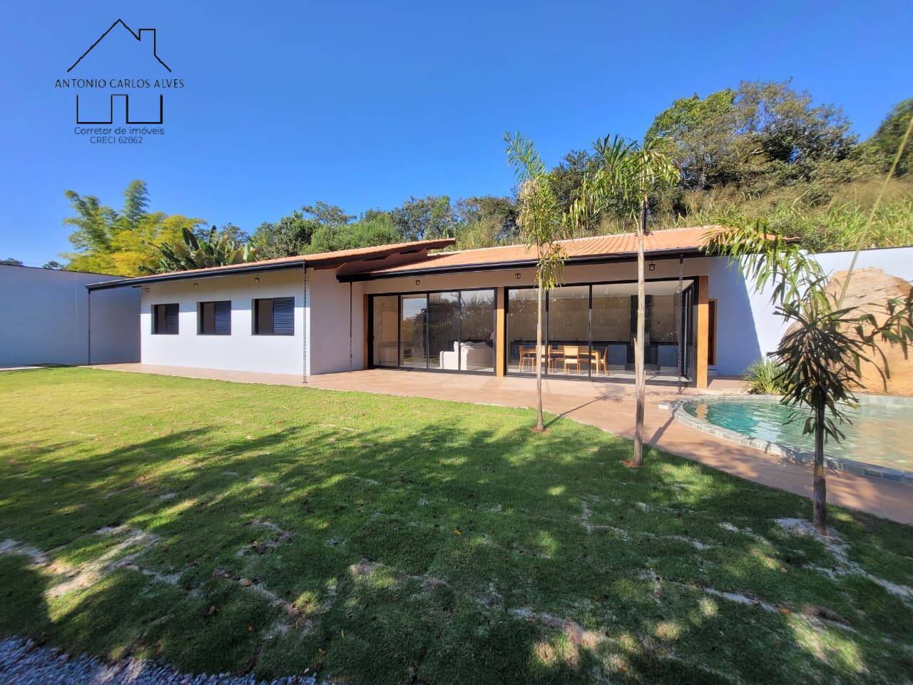 Sobrado à venda 195m2 - Referência 331