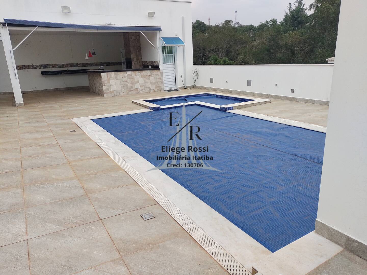 Casa em Condomínio à venda 450m2 - Referência 307