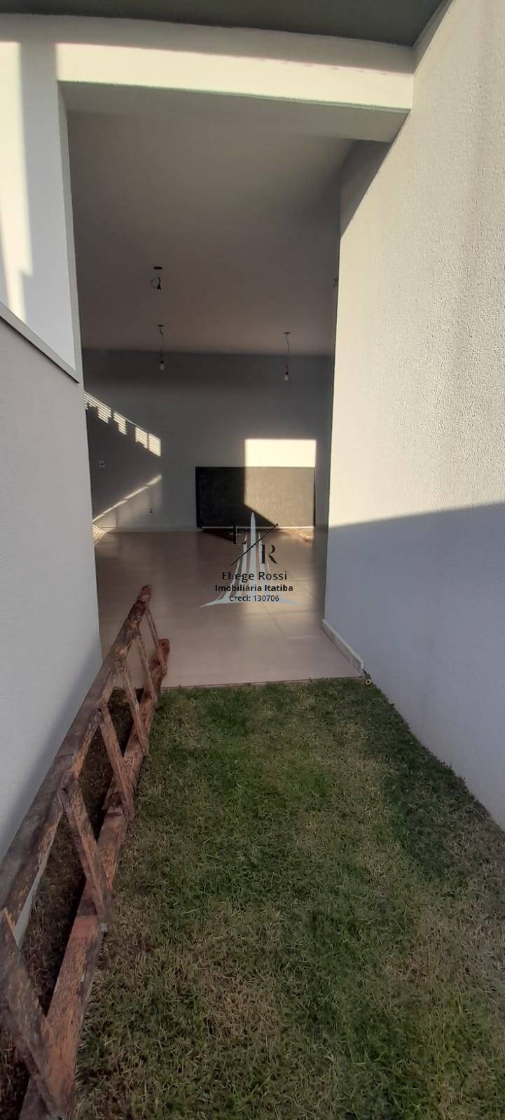 Casa à venda 132m2 - Referência 420