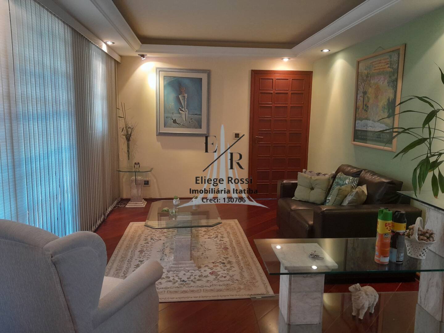 Casa à venda 186m2 - Referência 427