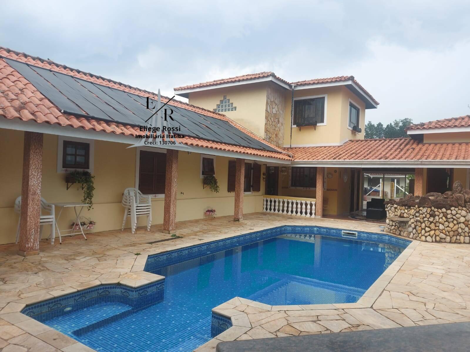 Casa à venda 311m2 - Referência 475