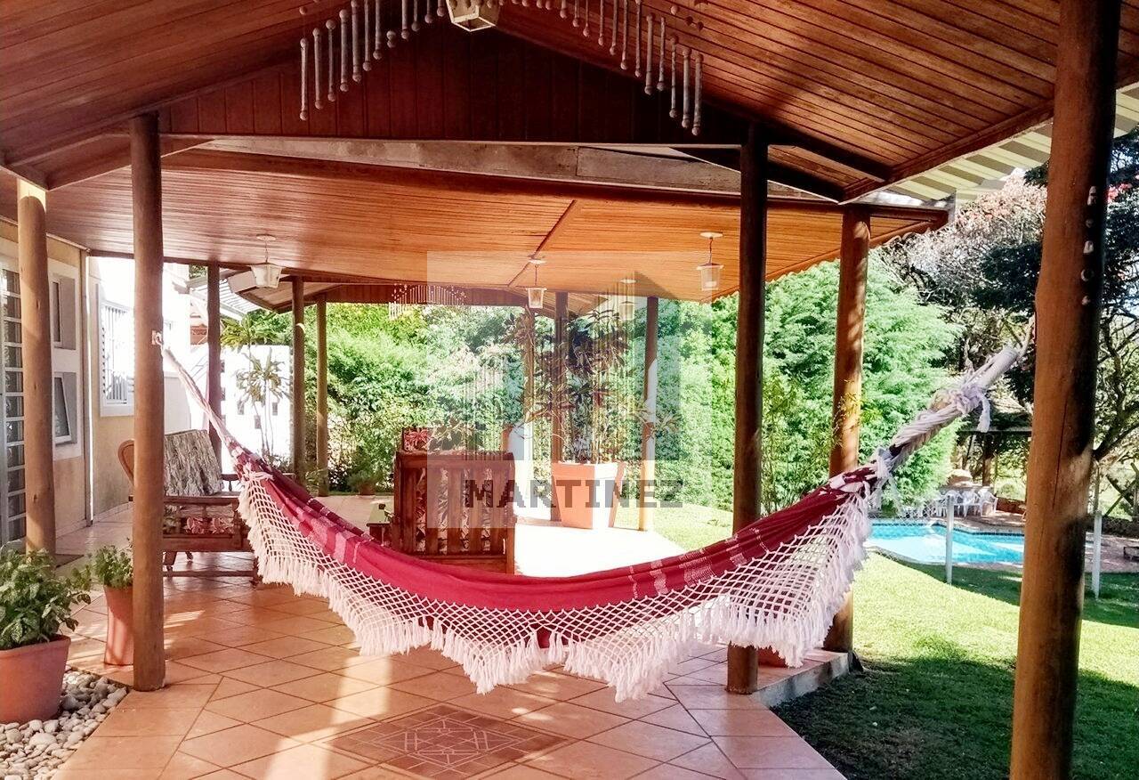Casa à venda 180m2 - Referência 4477