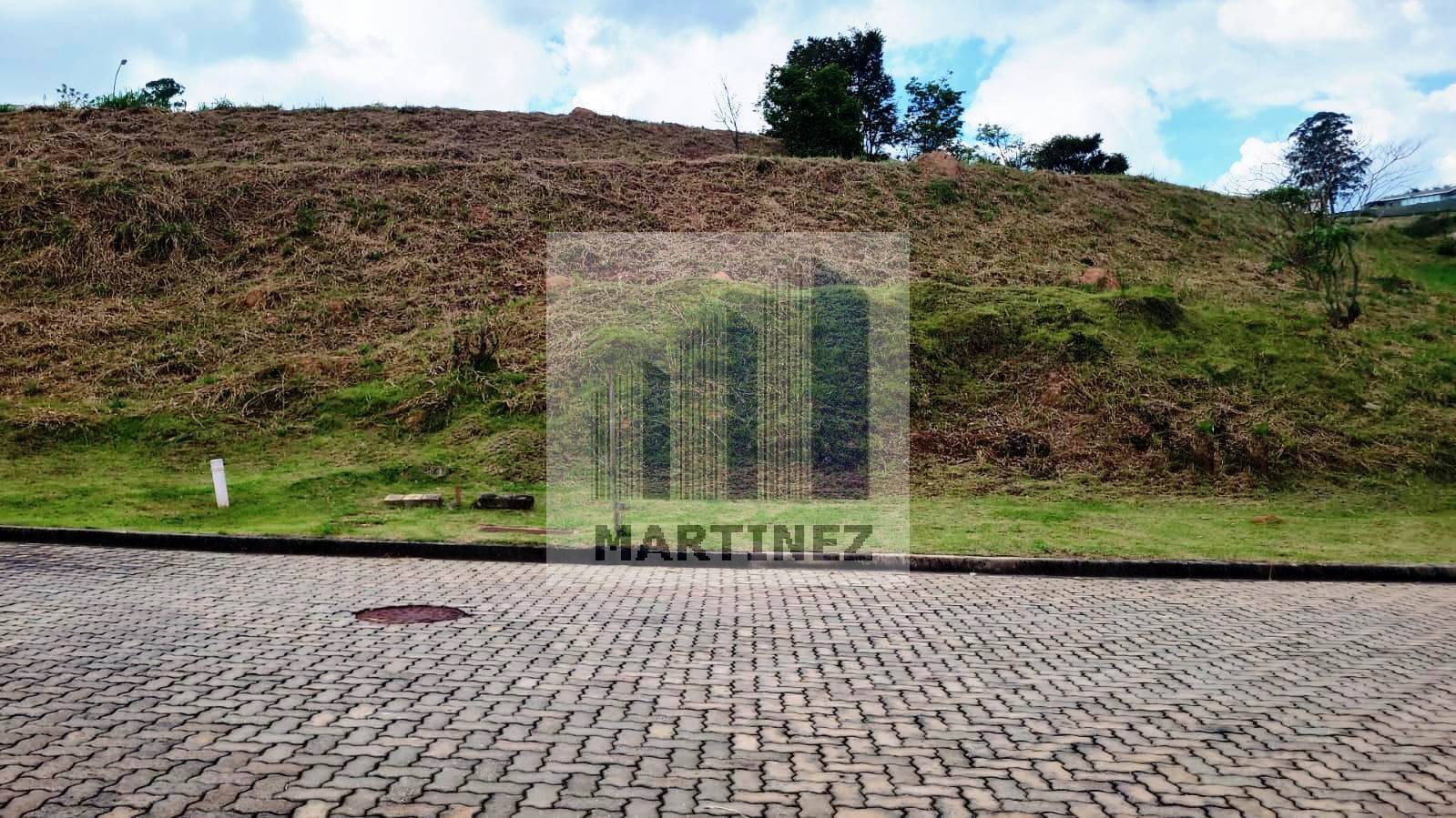 Terreno à venda - Referência 2692