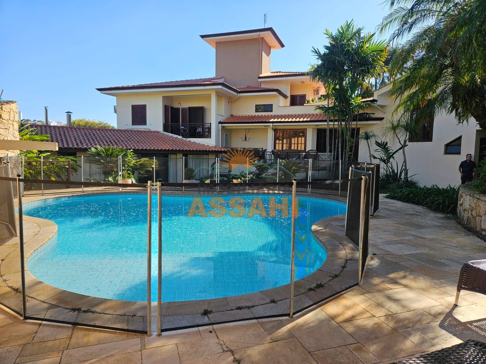 Casa em Condomínio à venda 1.000m2 - Referência 643/001