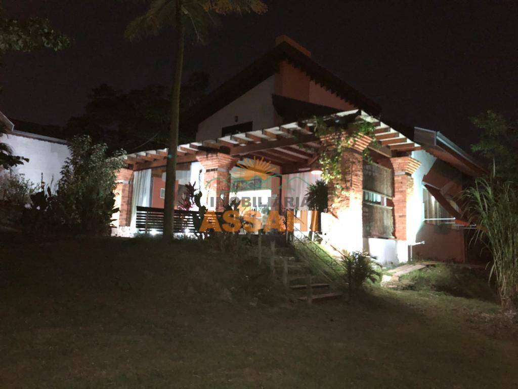 Casa em Condomínio à venda 5.425m2 - Referência 497/001