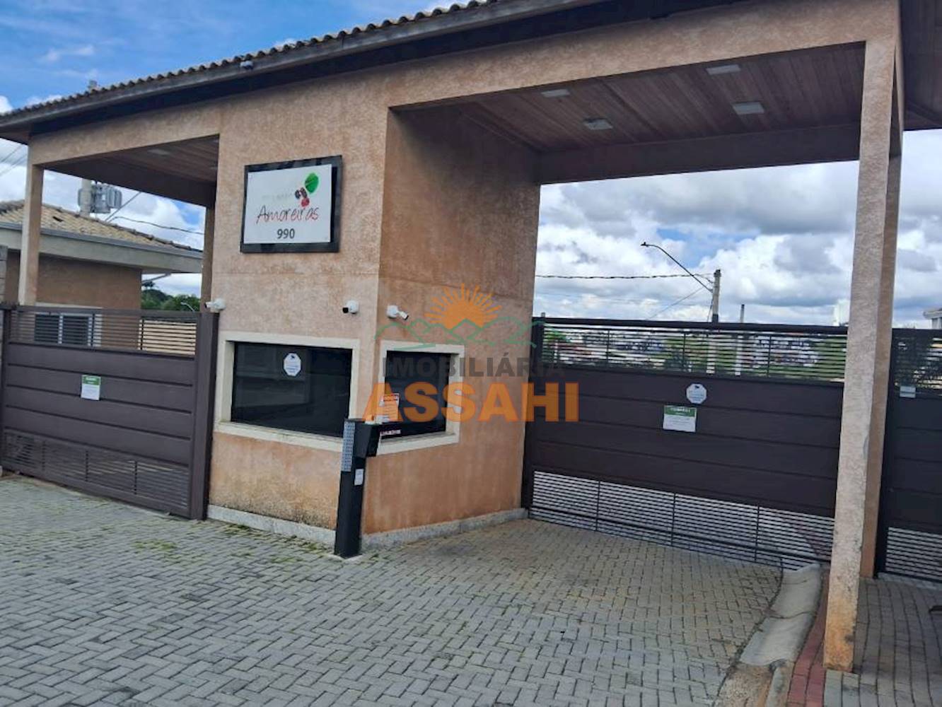 Casa em Condomínio à venda 130m2 - Referência 499/001