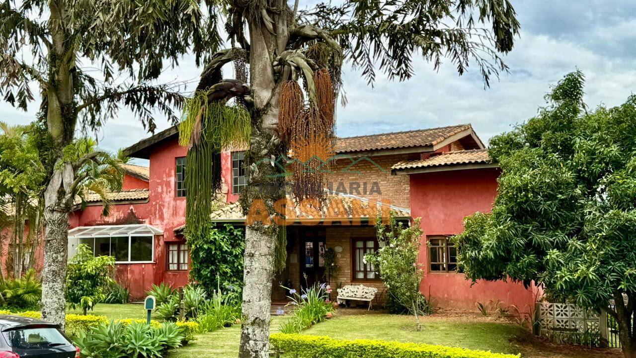 Casa em Condomínio à venda ou para alugar 563m2 - Referência 565/001