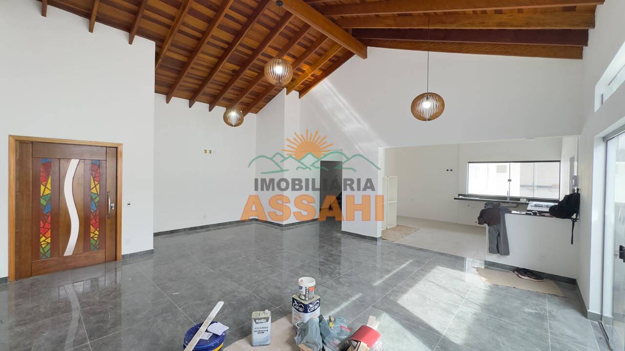 Casa à venda 180m2 - Referência 5246