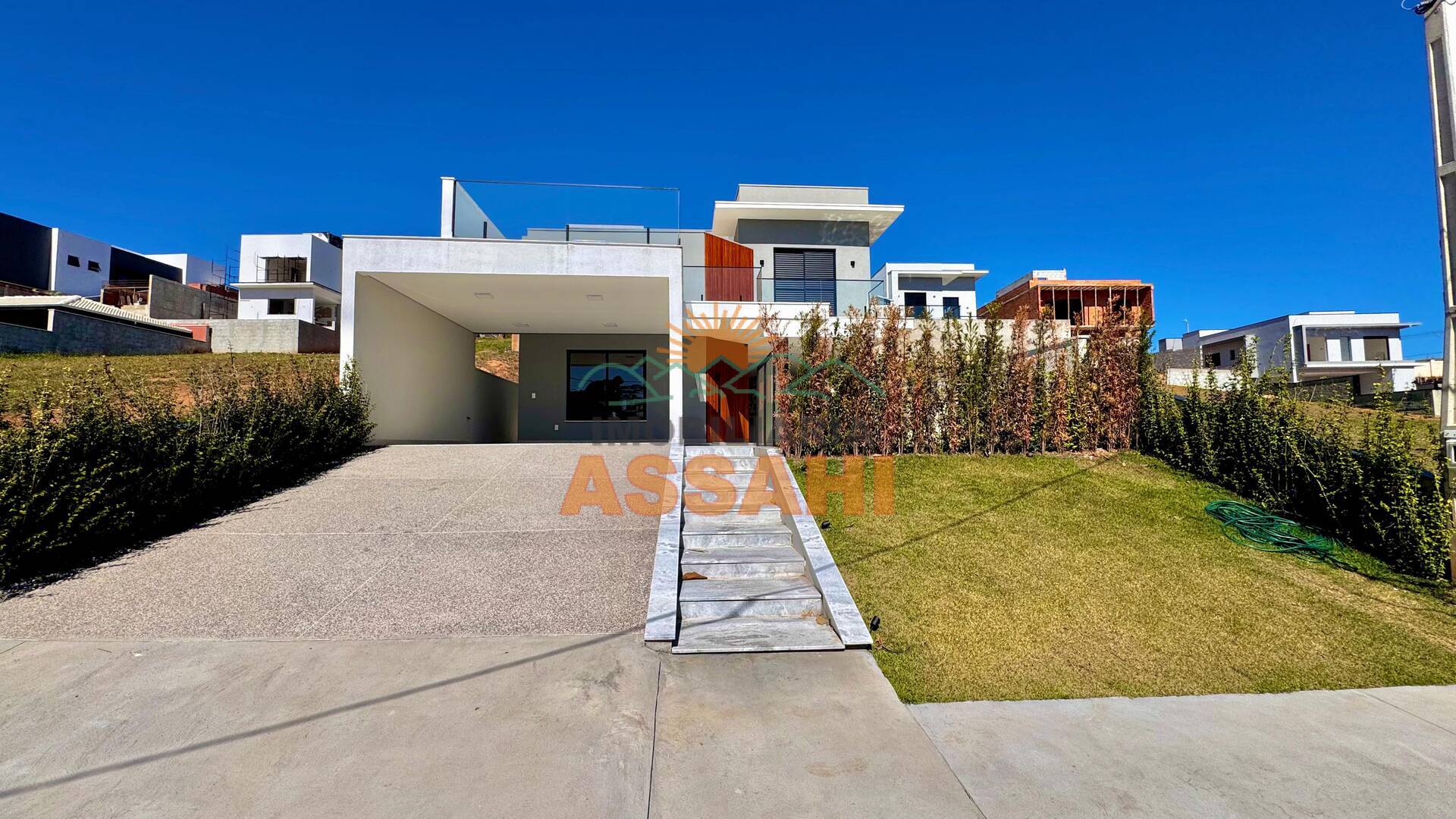 Casa em Condomínio à venda 214m2 - Referência 692/001