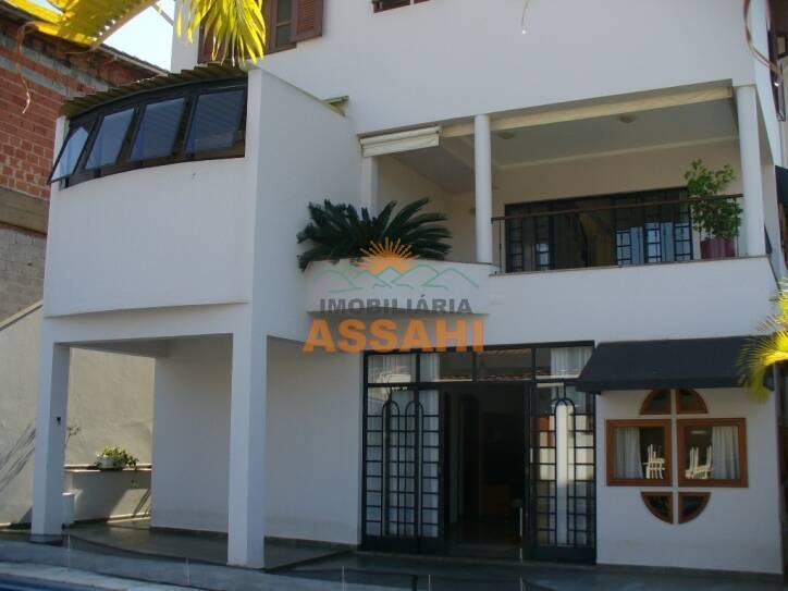 Casa à venda 400m2 - Referência 180/001