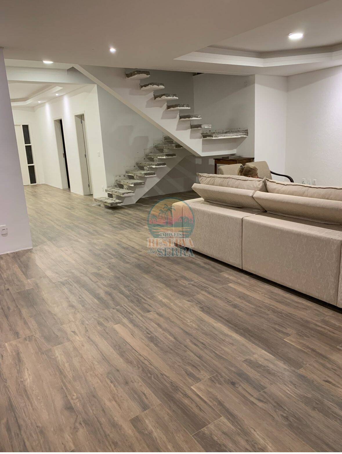 Casa em Condomínio à venda 283m2 - Referência 403