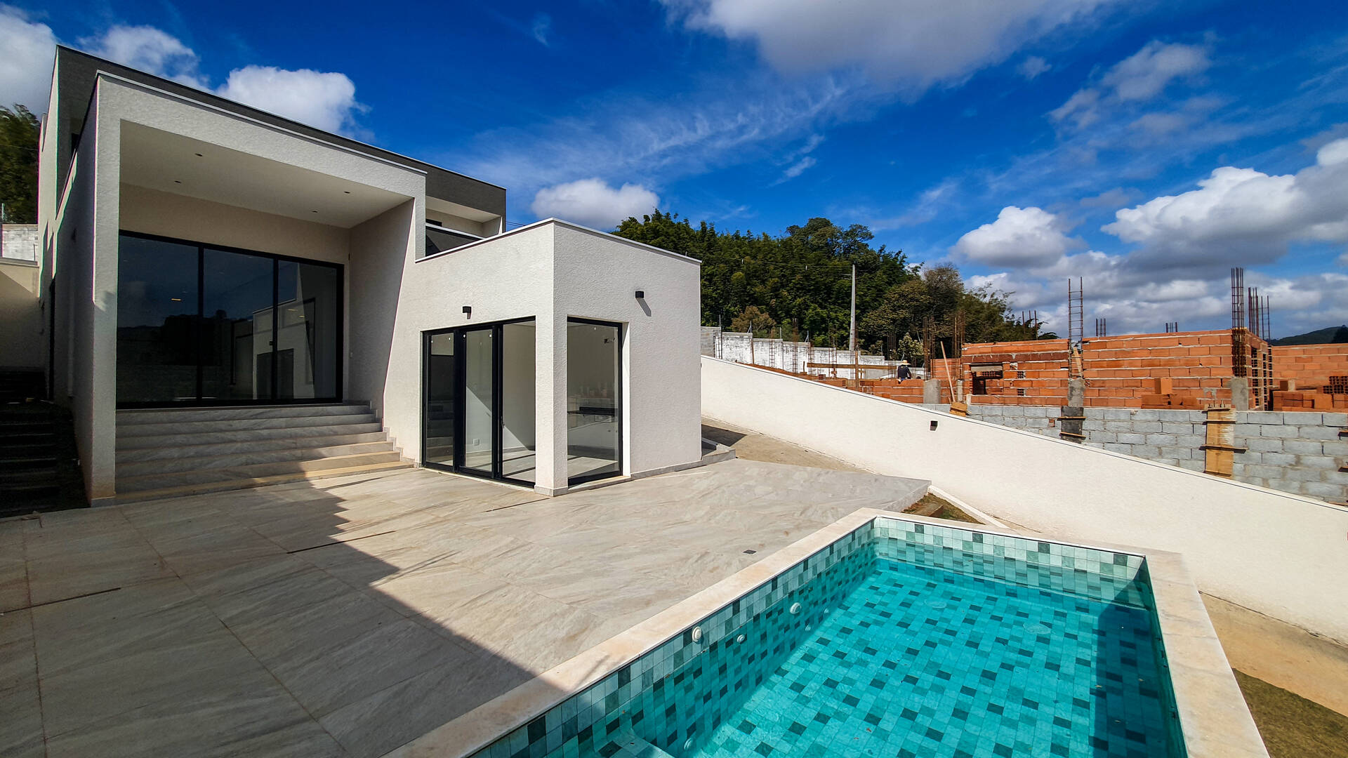 Casa em Condomínio à venda 250m2 - Referência 868