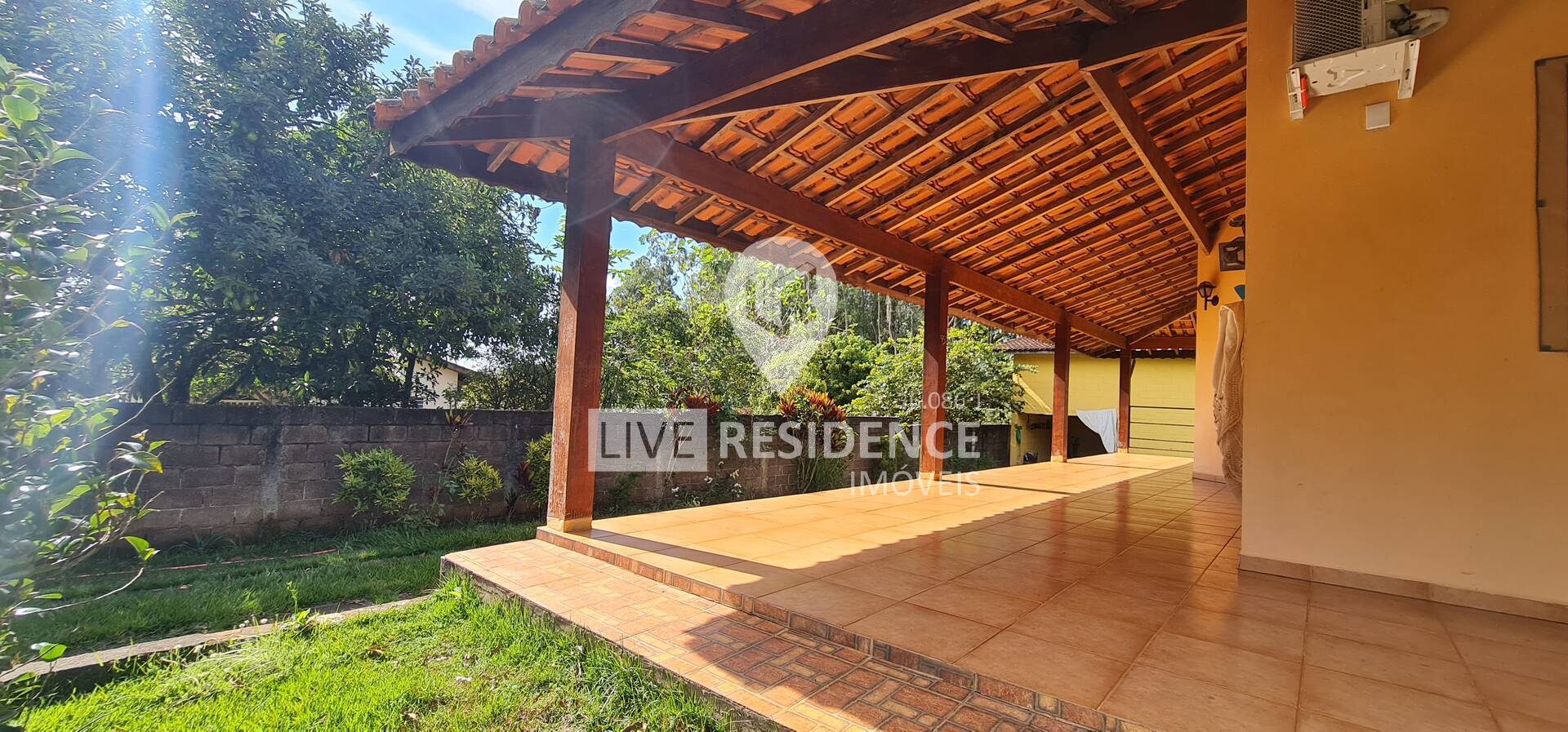 Casa à venda 252m2 - Referência 6565