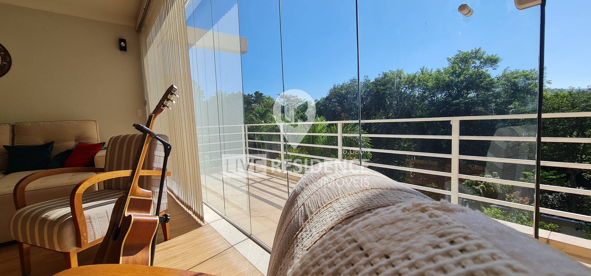 Casa à venda 300m2 - Referência 1533