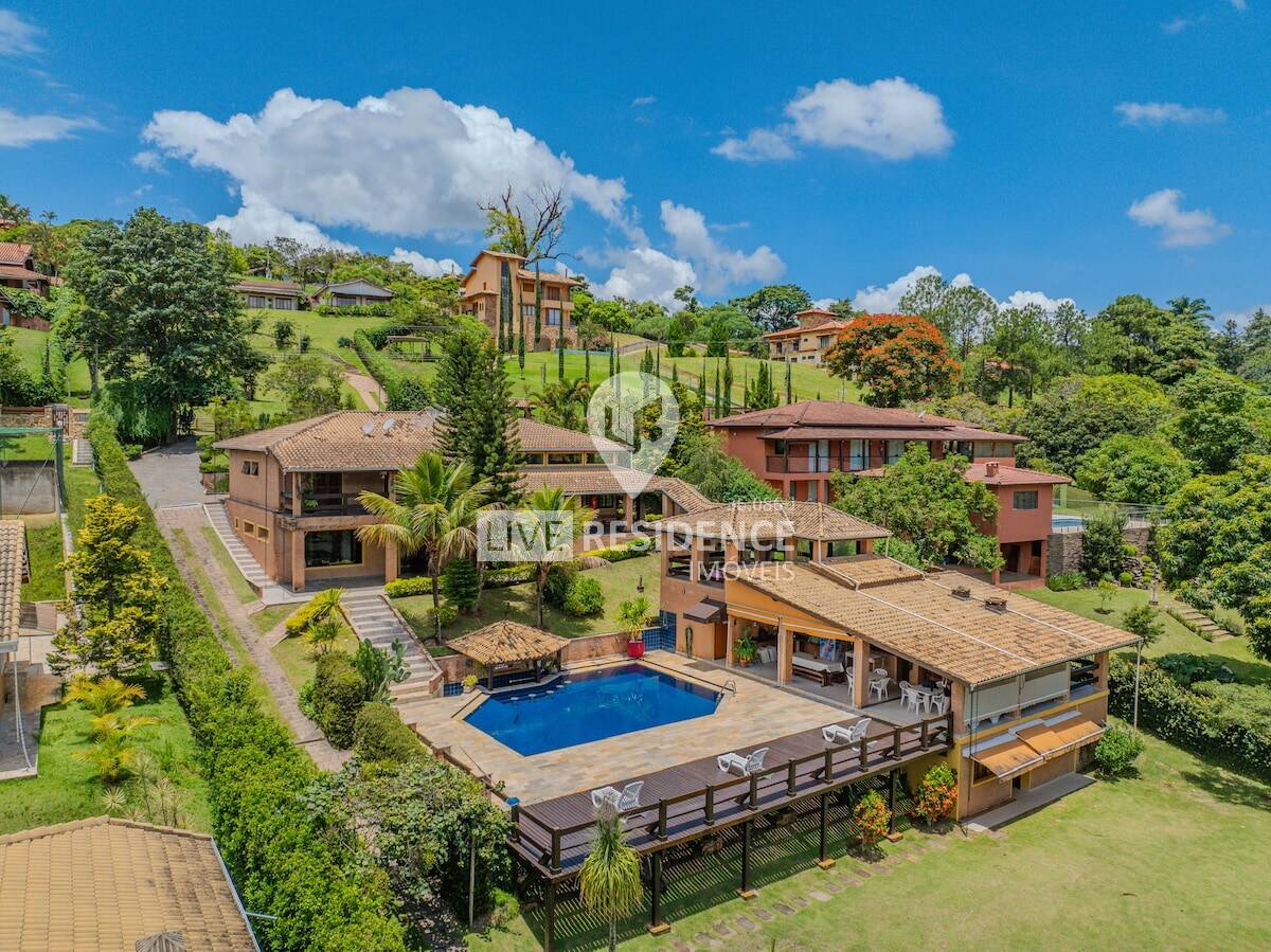 Casa à venda 597m2 - Referência 7868