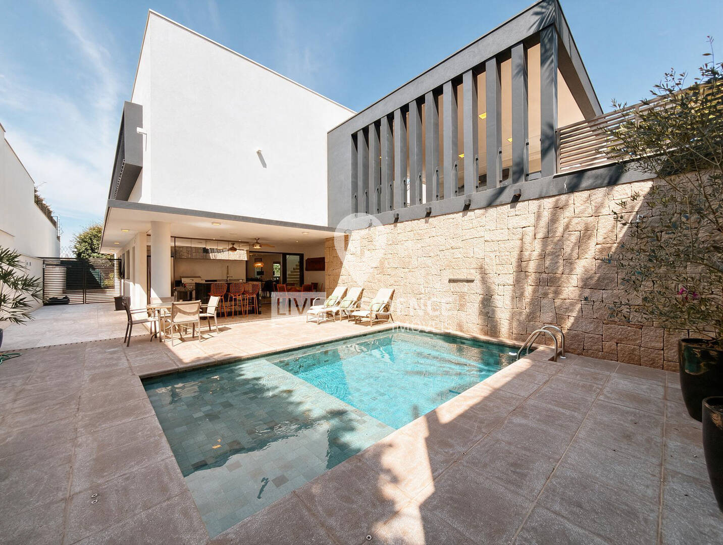 Casa à venda 397m2 - Referência 5578
