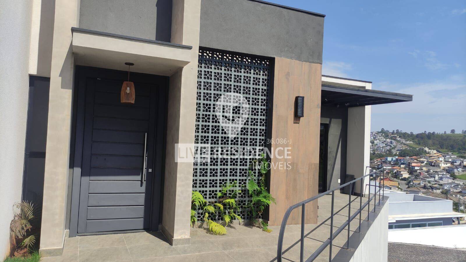 Casa à venda 200m2 - Referência 6197