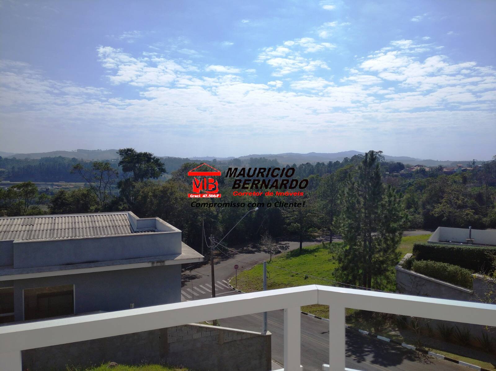 Casa em Condomínio à venda 200m2 - Referência 2102