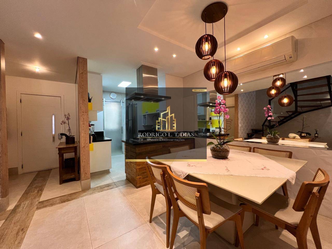 Casa em Condomínio à venda 135m2 - Referência 2416