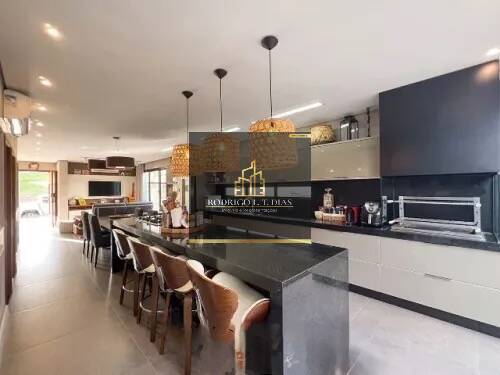 Casa em Condomínio à venda 171m2 - Referência 2728