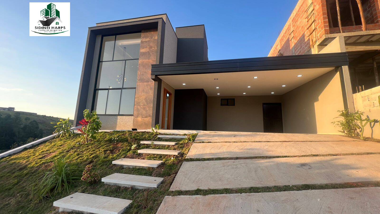 Casa em Condomínio à venda 213m2 - Referência CA176-S.GI