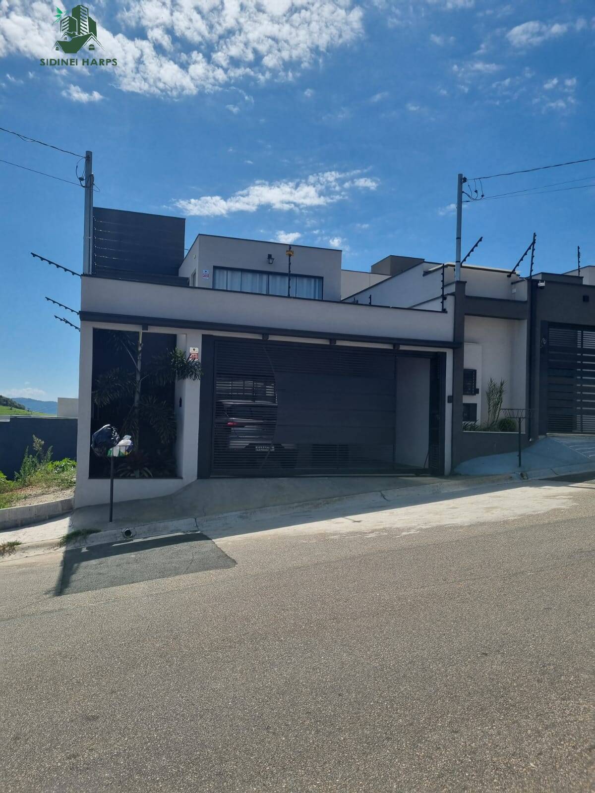 Casa à venda 125m2 - Referência SO700 S-TA
