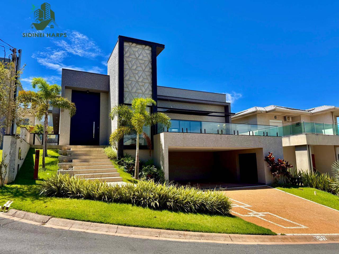Casa em Condomínio à venda 327m2 - Referência CA156-S.MS