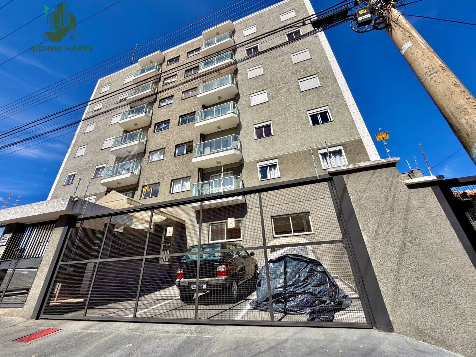 Apartamento para alugar com 1 vaga de garagem - Referência APA3-S.MS